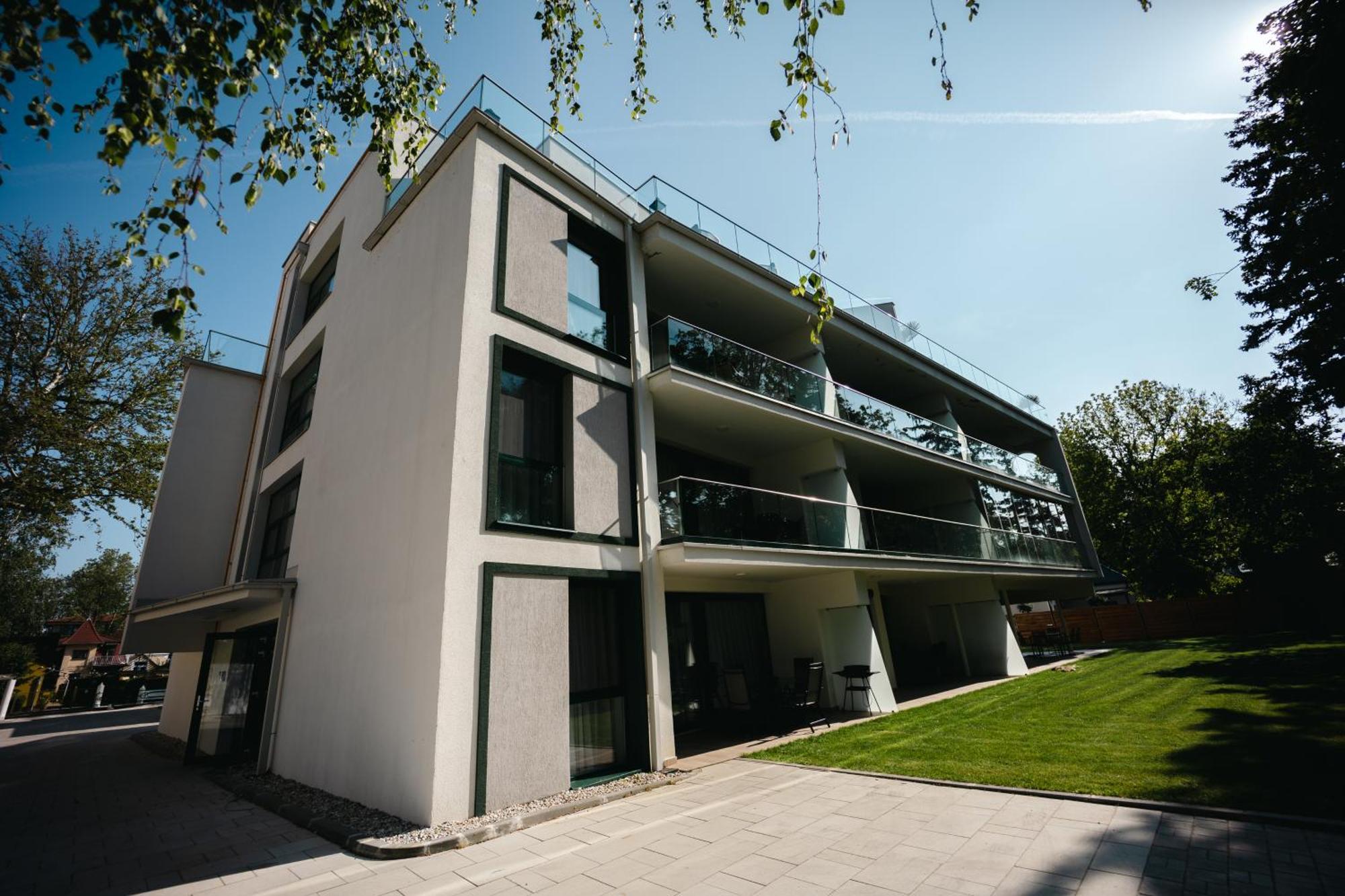 Villa Bauhaus Wellness Apartman 202 Siofok Exterior photo